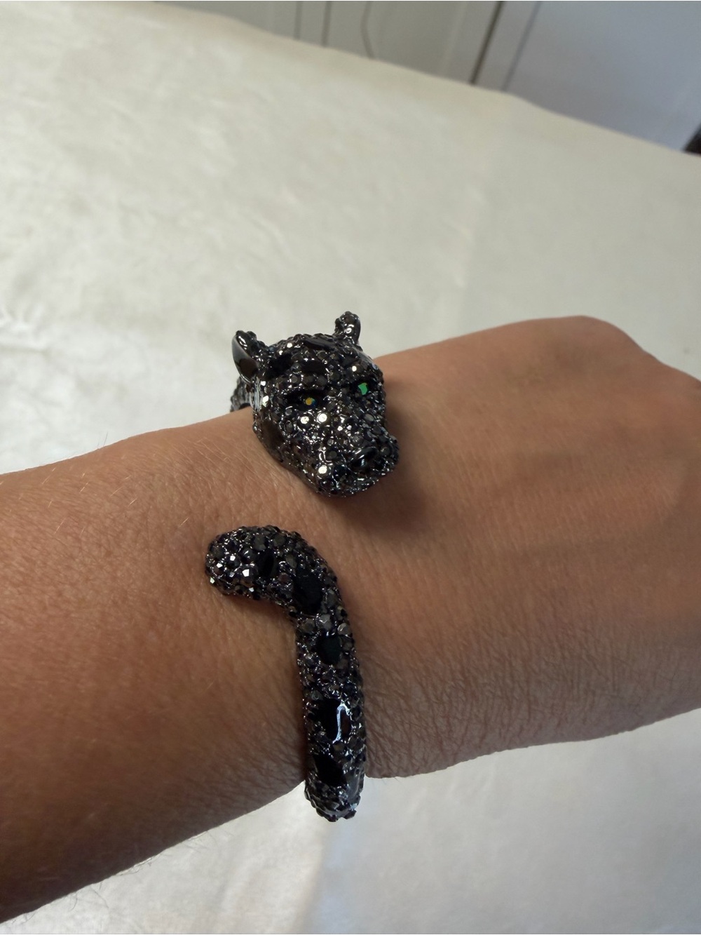 Betsey Johnson Black Jeweled Panther Bracelet - Picture 6 of 6